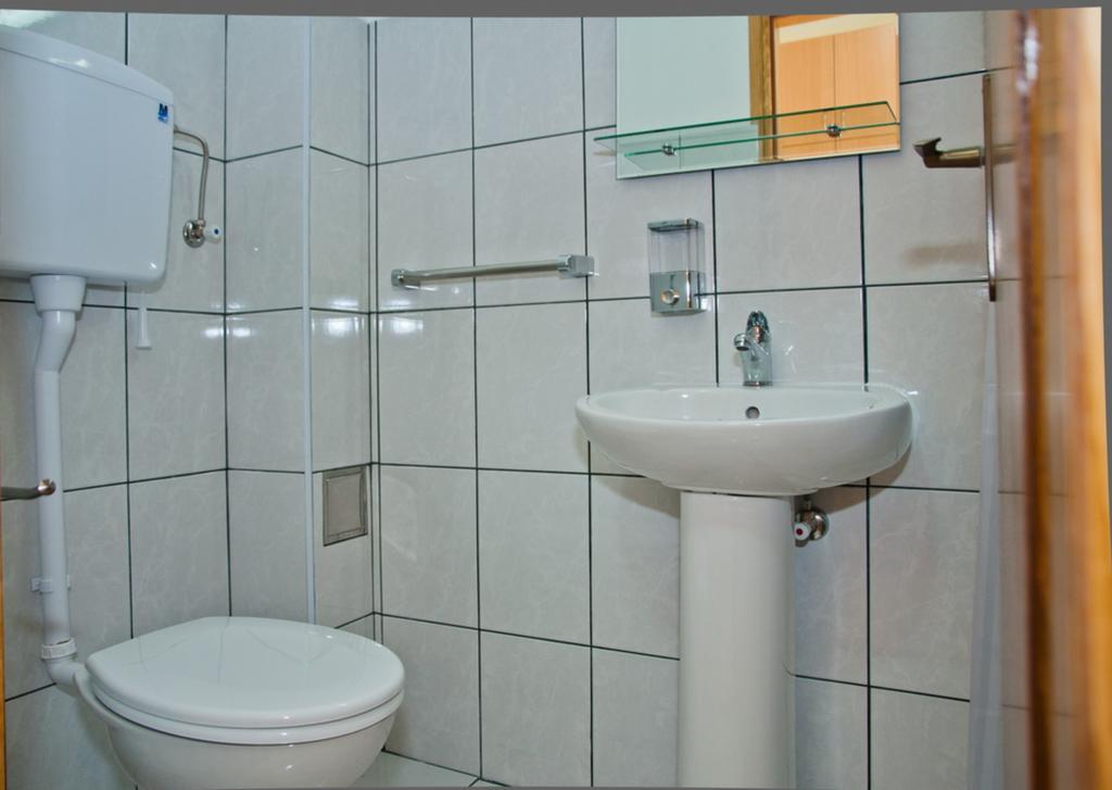 Garni Hotel Alma Pirot Pokoj fotografie
