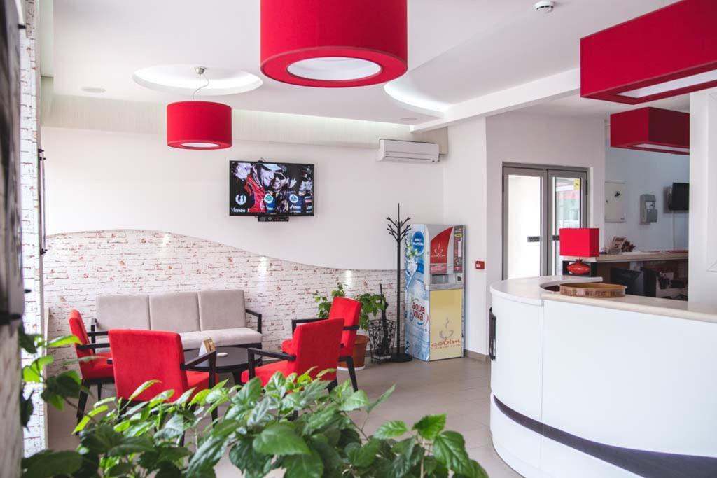 Garni Hotel Alma Pirot Exteriér fotografie
