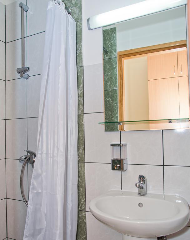 Garni Hotel Alma Pirot Pokoj fotografie