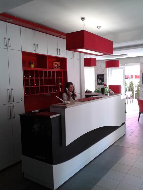 Garni Hotel Alma Pirot Exteriér fotografie